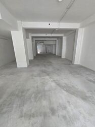 North Canal Road (D1), Retail #624668791
